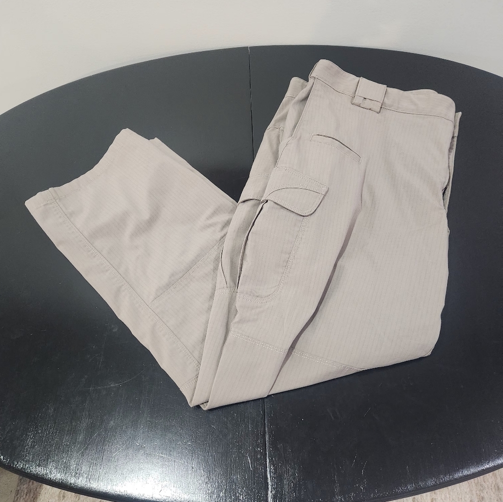 Men's 5.11 Tactical Pants size 42